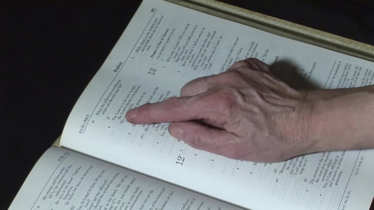 종교적 재고 영상