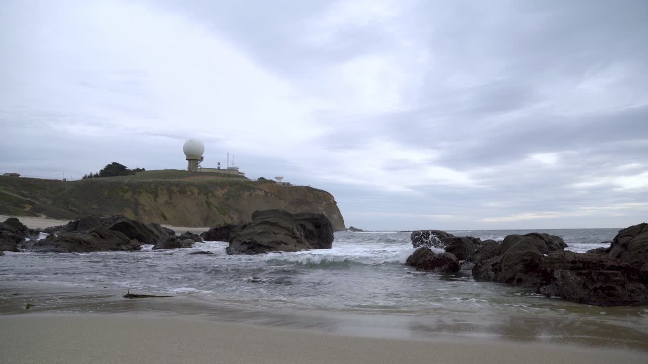 прекрасный панорамный вид на пляж