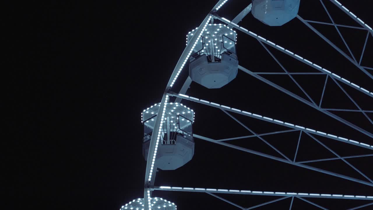 그란데 모트, 프랑스에서 큰 바퀴의 야경