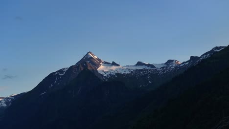 Hintergrund-Des-Blauen-Himmels