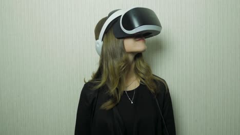 woman wearing vr headset