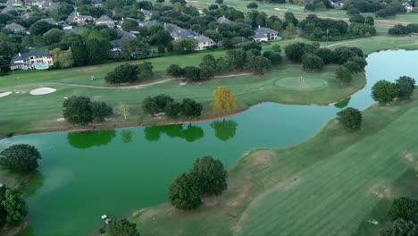 putting out on the golf course