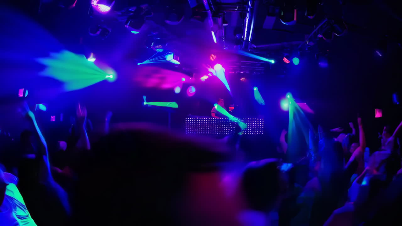 fiesta en un club nocturno