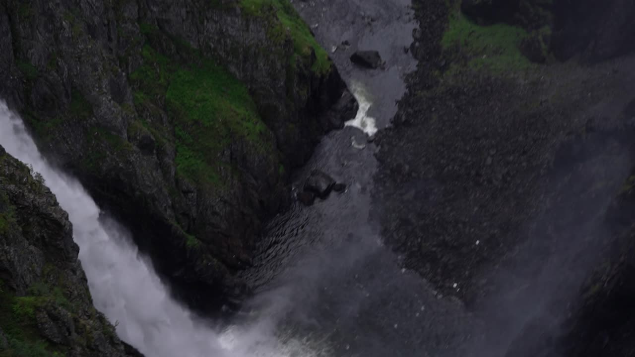vøringsfossen es la 83.ª cascada más alta de noruega sobre la base de la caída total
