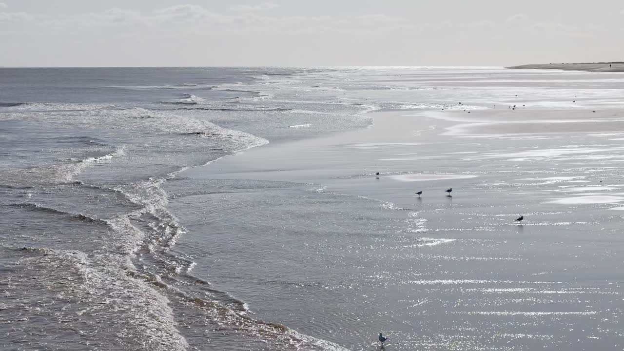 ingoldmells south - песчаный пляж на побережье линкольншира, расположенный недалеко от одноименного курортного города.