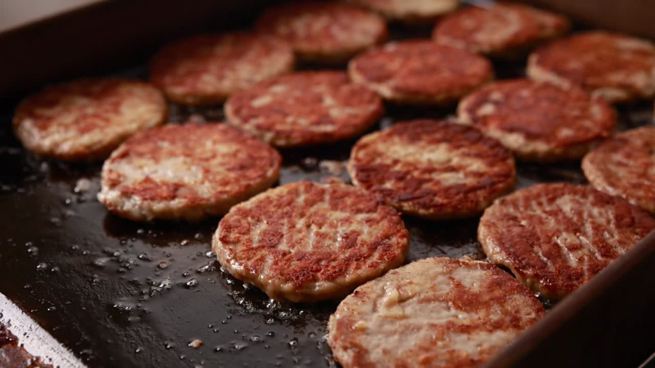 팬 에 긴 소시지 패티