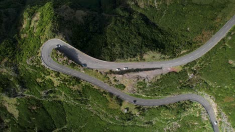 Vista-Aérea-Del-Mirador-De-Lombo-Do-Mouro-Por-La-Carretera-Er110-En-Serra-De-Agua,-Portugal