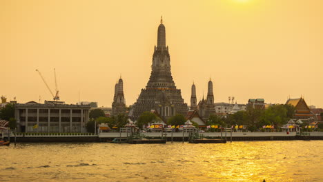 wat arun at sunset, bangkok, thailand
