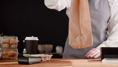 restaurant food preparation and delivery