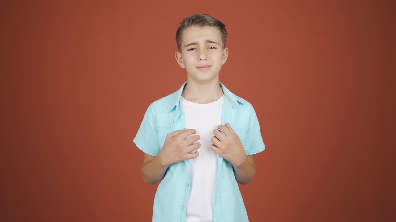 감성적인 소년.