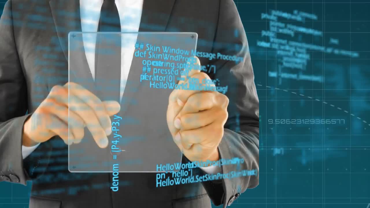 미래의 태블릿과 프로그램 코드를 사용하는 사업가