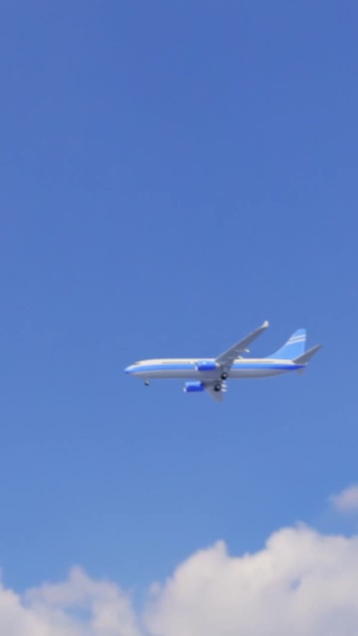 Cartello autostradale per Pondicherry con aereo nel cielo