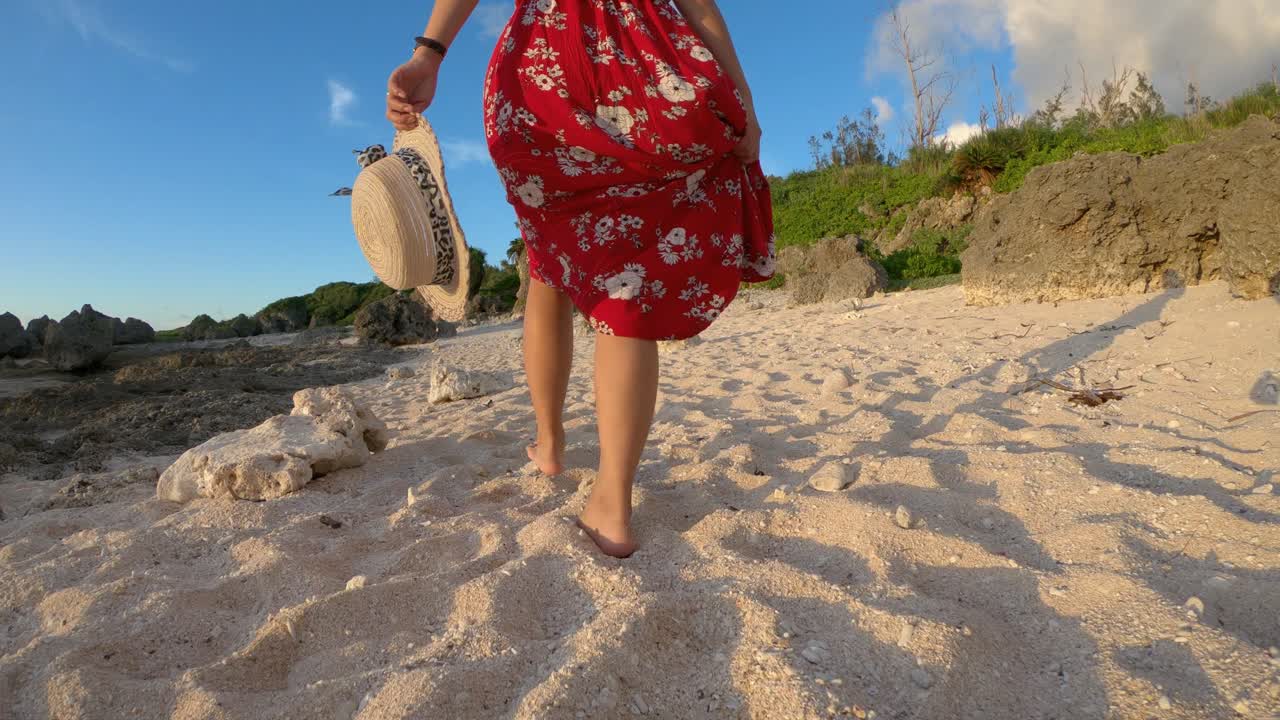 hd-4k-해변에서 걷기-2018