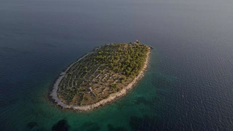 antena: isla del faro en croacia