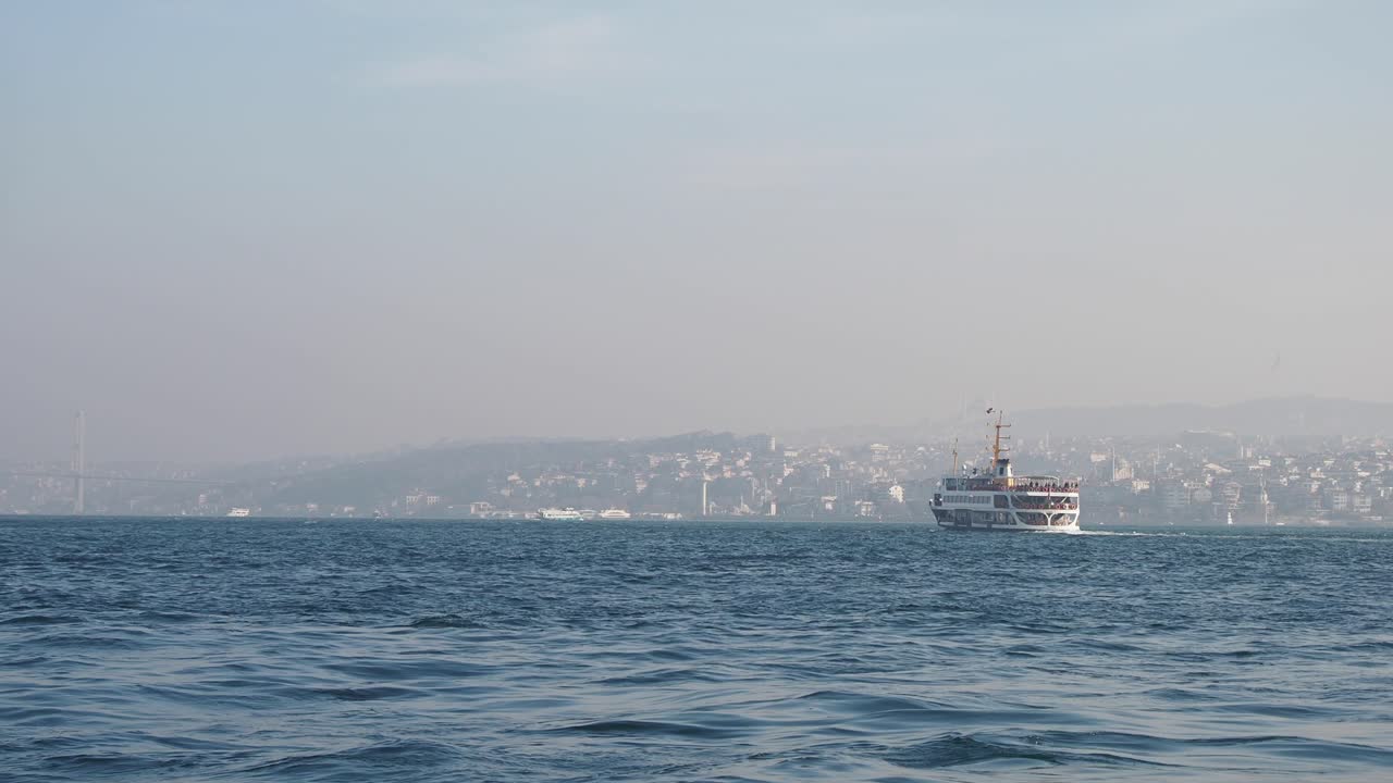 이스탄불 해협의 페리