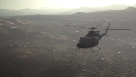 helicóptero militar de los estados unidos en vietnam.