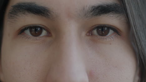primer plano de la cara de una persona