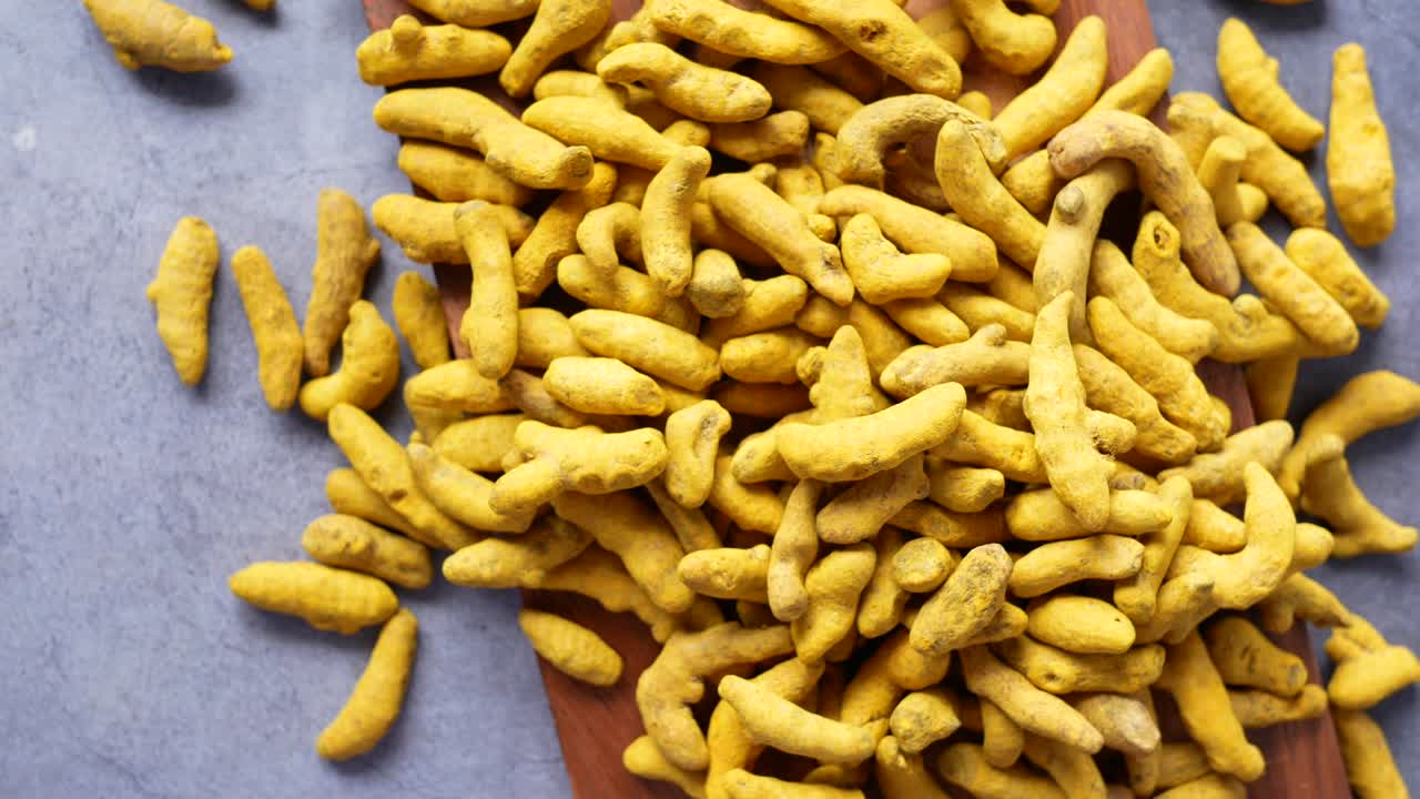 Dried Turmeric