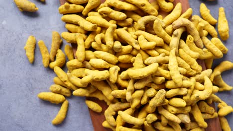 dried turmeric