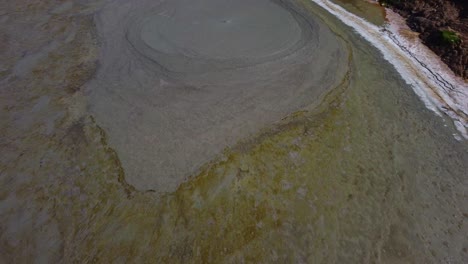 conoce el volcan de lodo de arboletes