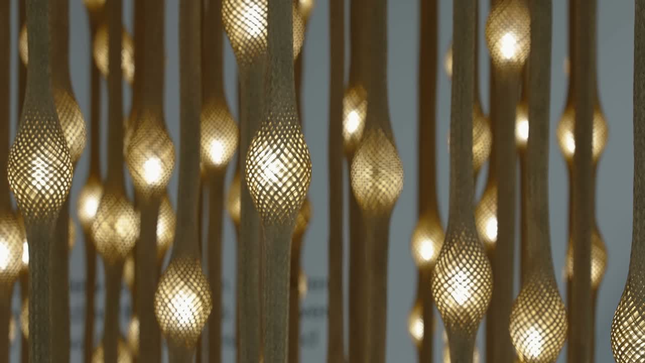 un vistazo más de cerca de los bulbos amarillos en dubái