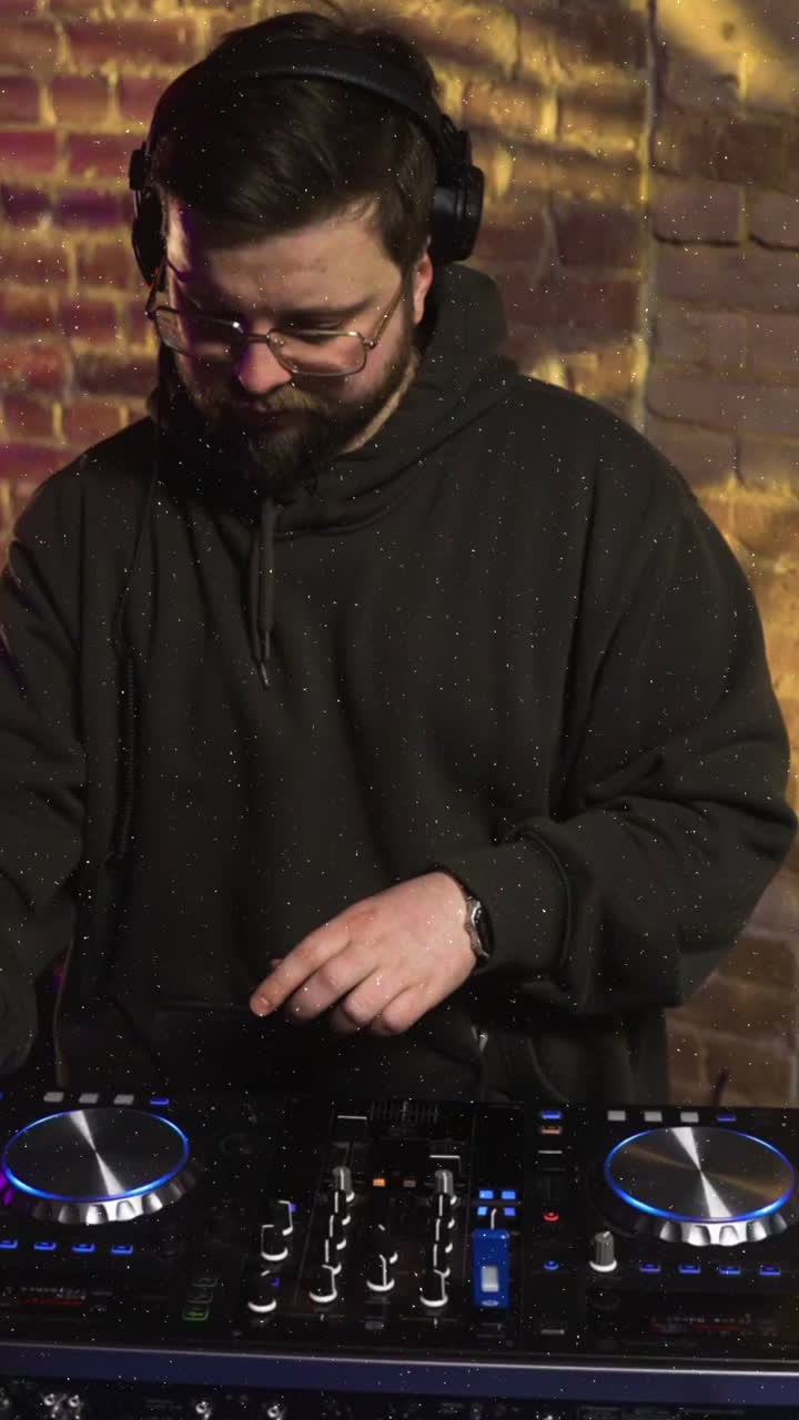 Friday Night Club Party with DJ Foxy