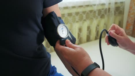 medición de la presión arterial