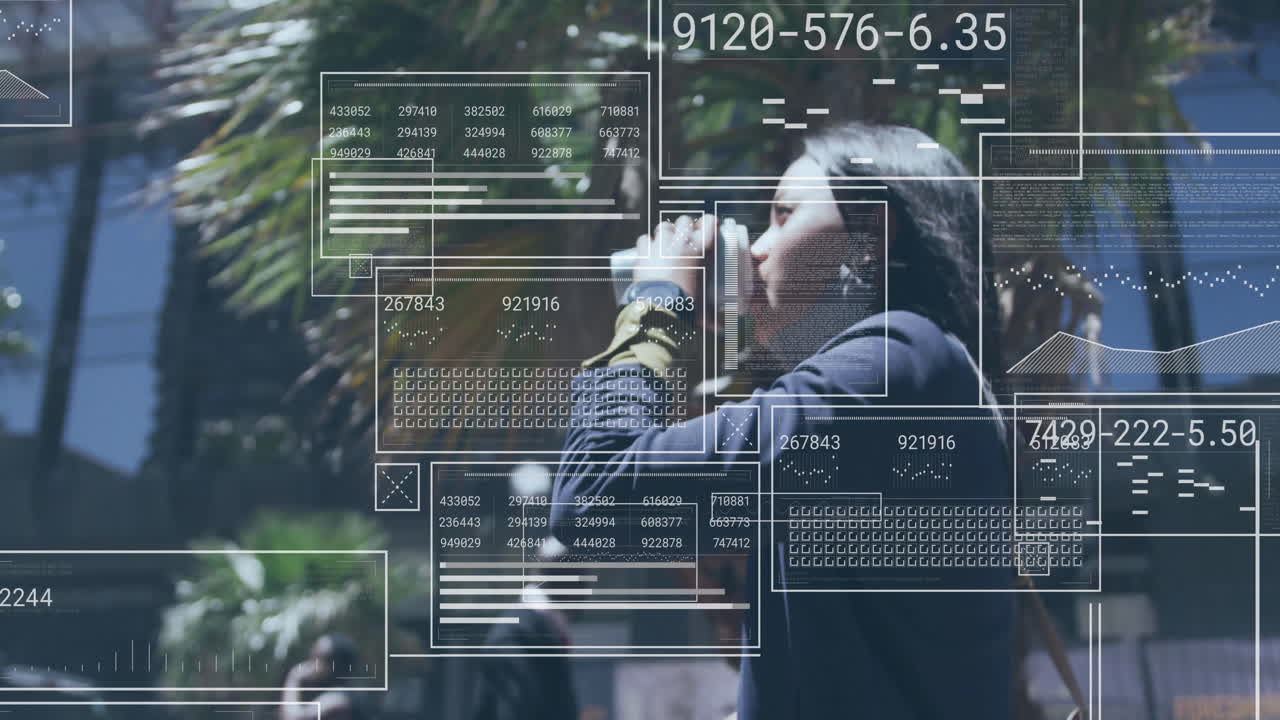 animación de procesamiento de datos sobre mujer biracial bebiendo café para llevar