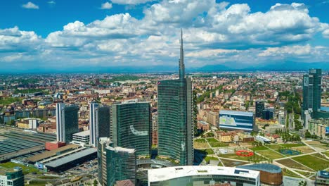 día soleado ciudad de milán centro moderno panorama aéreo 4k lapso de tiempo italia