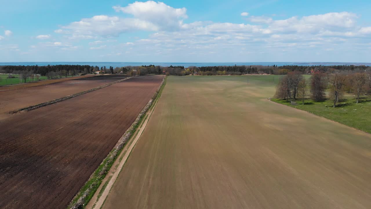 Agrarlandschaft der Insel Öland, Schweden. Luftaufnahme.