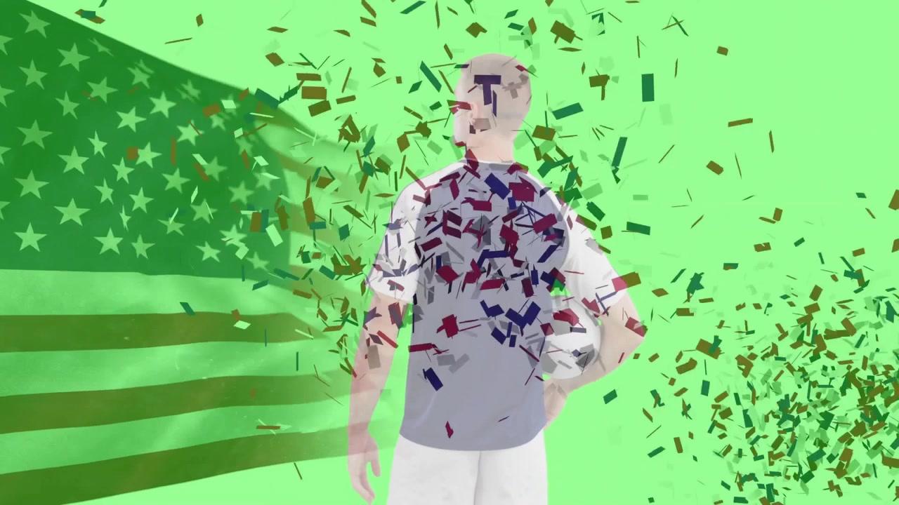 Urheilija pitää jalkapalloa vihreän ruudun edessä, Amerikan lipun ilmestyessä vähitellen ja konfetin leijaillessa pois.