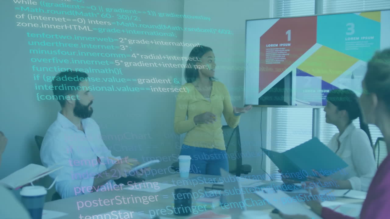 animación del procesamiento de datos digitales sobre diversas personas de negocios en la oficina