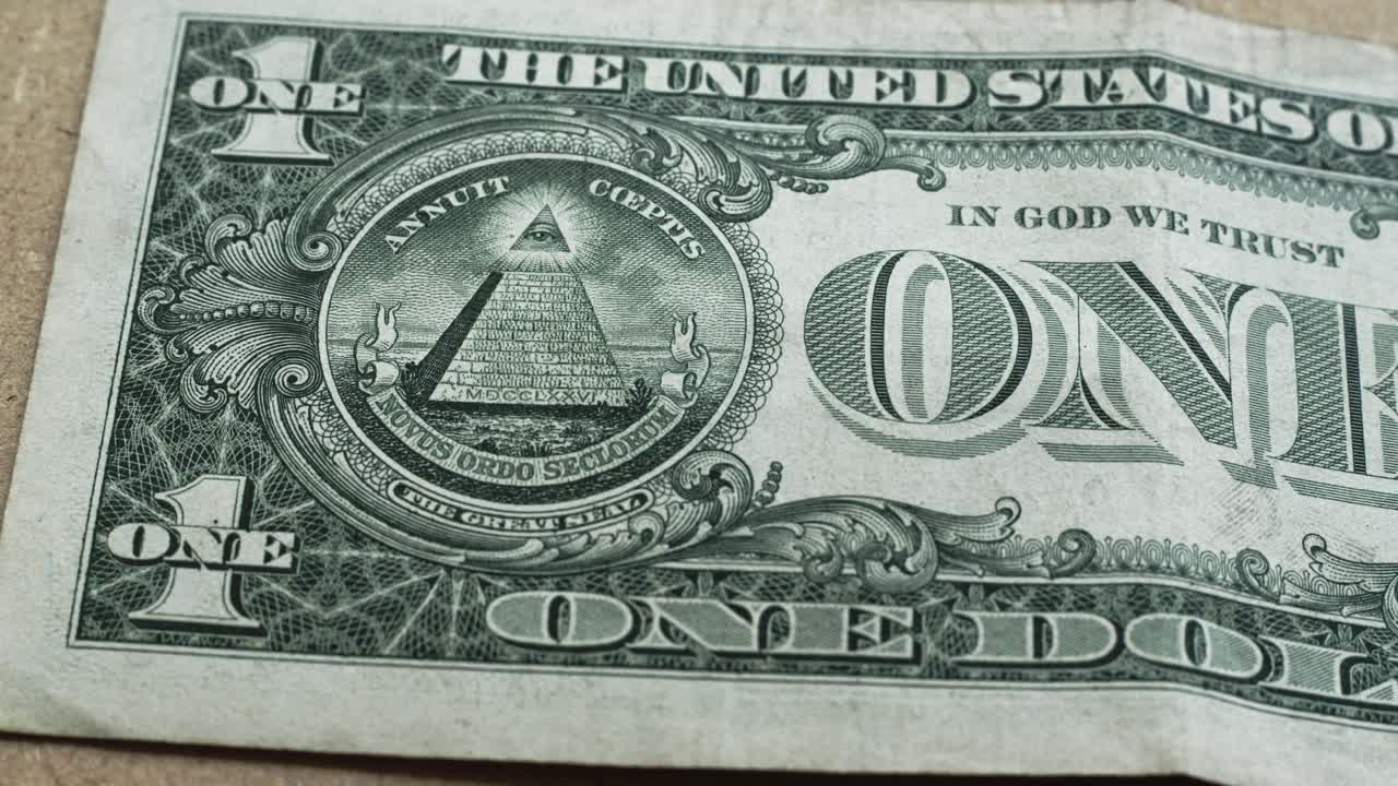 Moving All seeing eye on back of dollar of the United Stated 4k