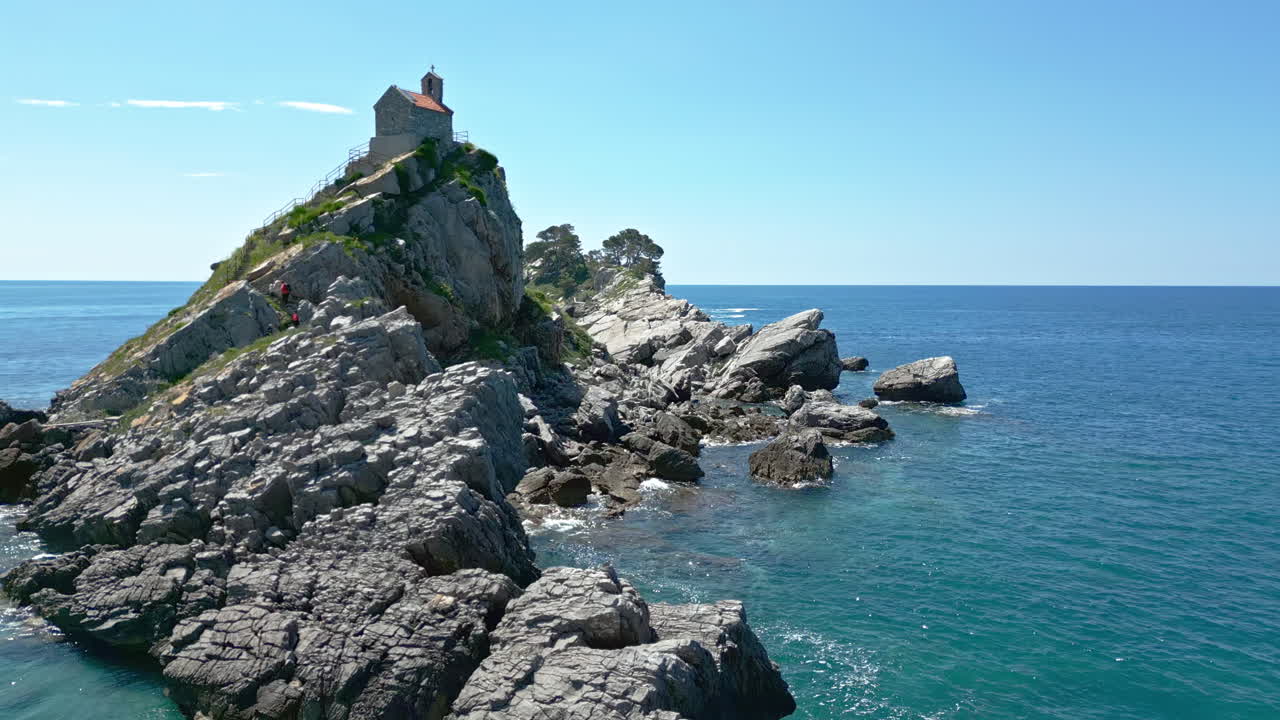 Rocky Islands and Coastlines