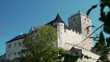 Kost-castle-during-a-sunny-morning-in-Bohemian-paradise,-Czech-republic