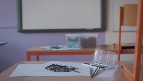 classroom art supplies
