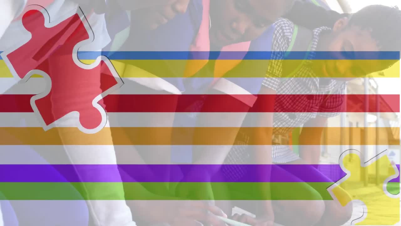 animación de piezas de rompecabezas que caen, cintas multicolores, niños afroamericanos escribiendo en libros