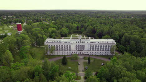 orbital drone shot kemeri sanatorium, latvia