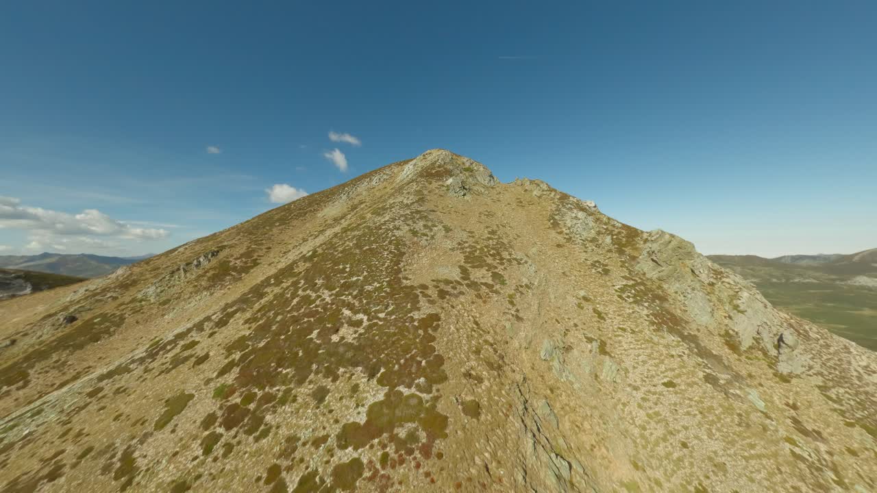 Rugged mountains and alpine terrain near San Isidro pass