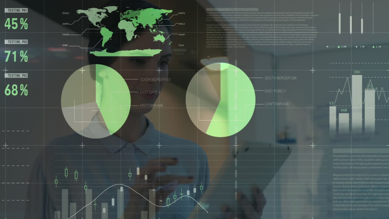 animación de procesamiento de datos estadísticos contra una mujer caucásica que usa una tableta y sonríe en la oficina