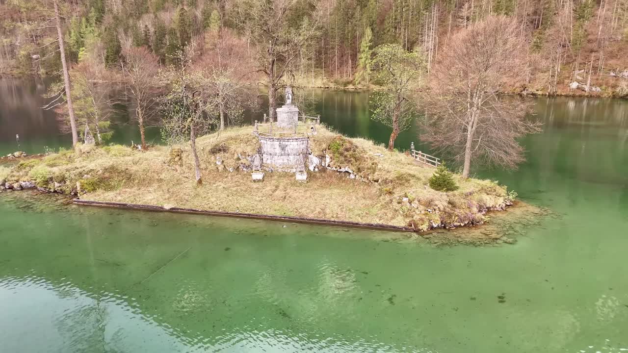 독일 바이에른 알프스 (bavarian alps) 에 있는 베르흐테스가덴 (berchtesgaden) 근처에 있는 코니그세 호수 (königssee) 의 아름다운 풍경
