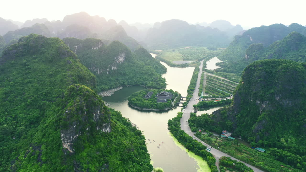 자연 세계는 절대적으로 아름답습니다.