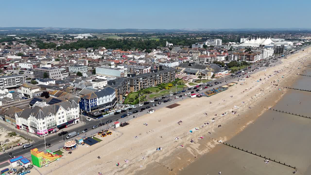 해변에서 여름의 날 bognor regis 서 서섹스 영국 드론, 공중