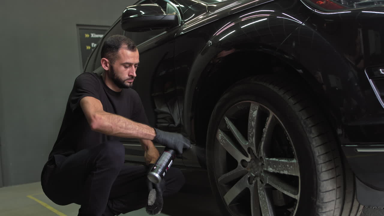 Car Detailing: Cleaning Wheels and Tires