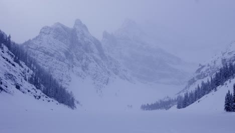 Agnes-Lake,-Banff-National-Park,-Winter,-4K