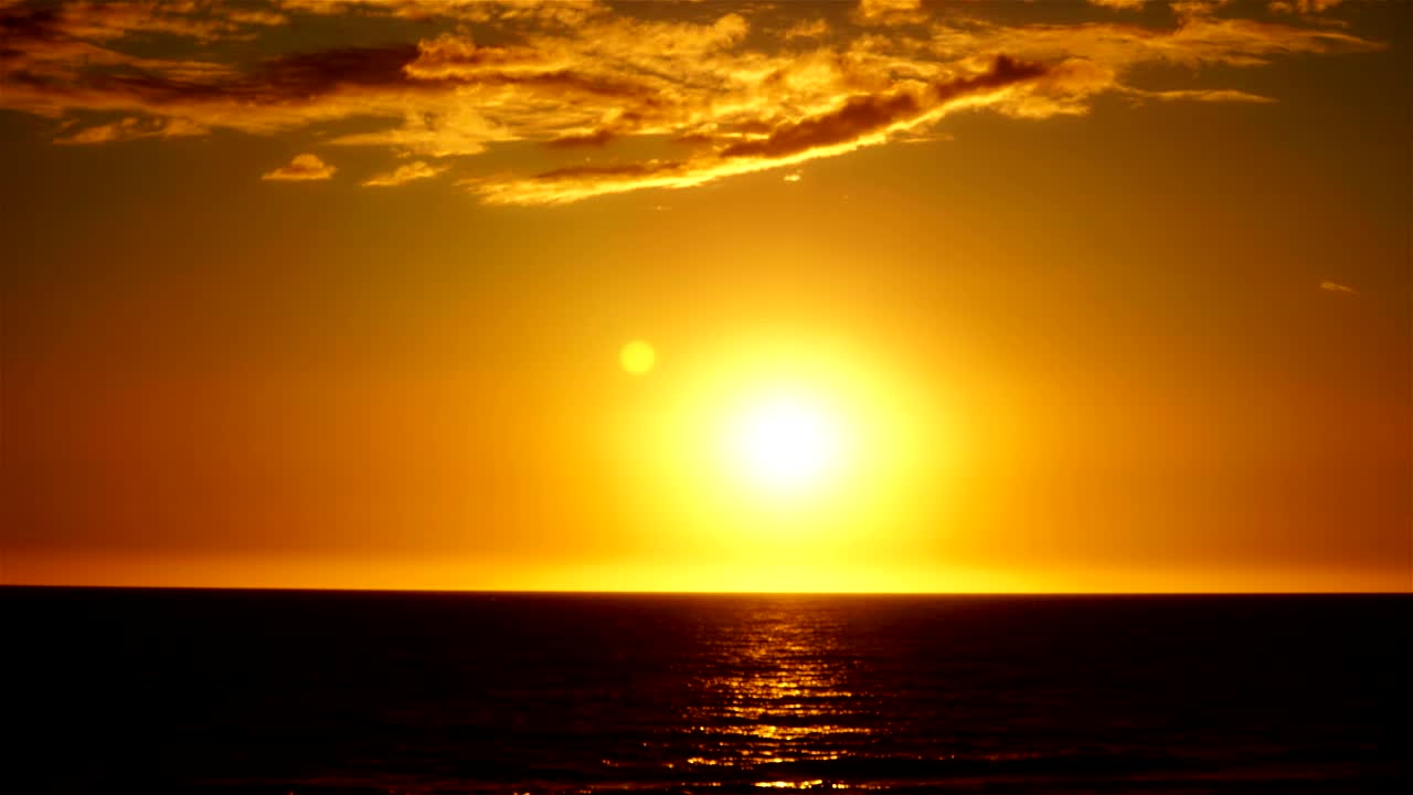 발트해에서 해가 지는 파랑가 (palanga)