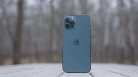 blue iphone 14