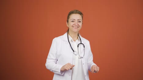 el doctor bailarín. feliz y lindo.