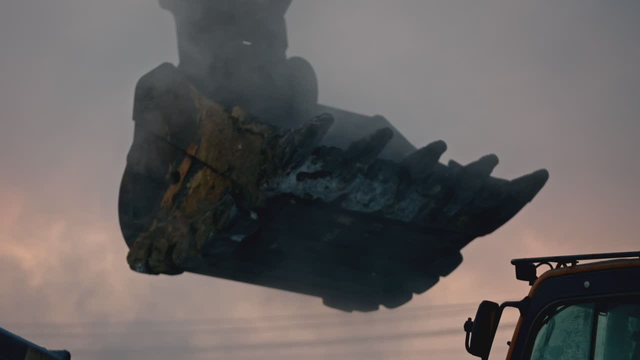 materiales para la carga de las excavadoras