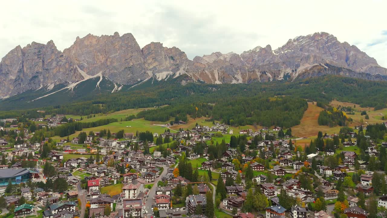 Watch the sun dance on Cortina’s mountaintops in this breathtaking drone shot.